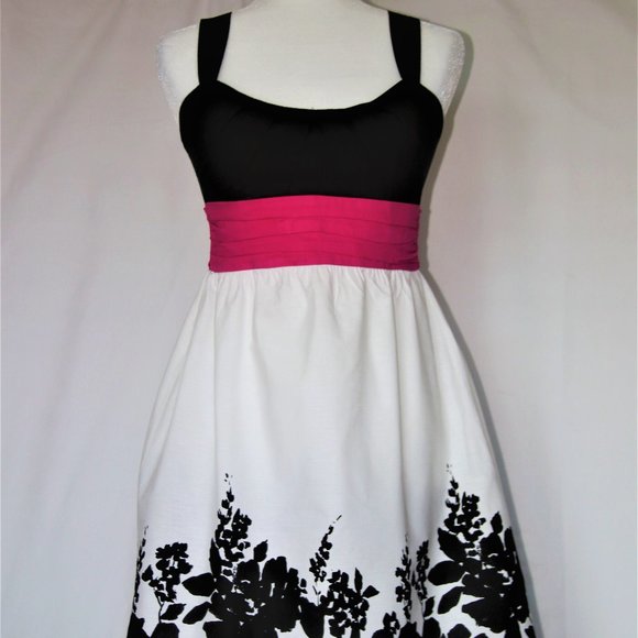 Body Central Dresses & Skirts - Black/white sundress with pink tieback